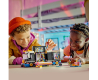 LEGO Friends 42619 Autobus koncertowy gwiazdy popu - 1203363 - zdjęcie 11